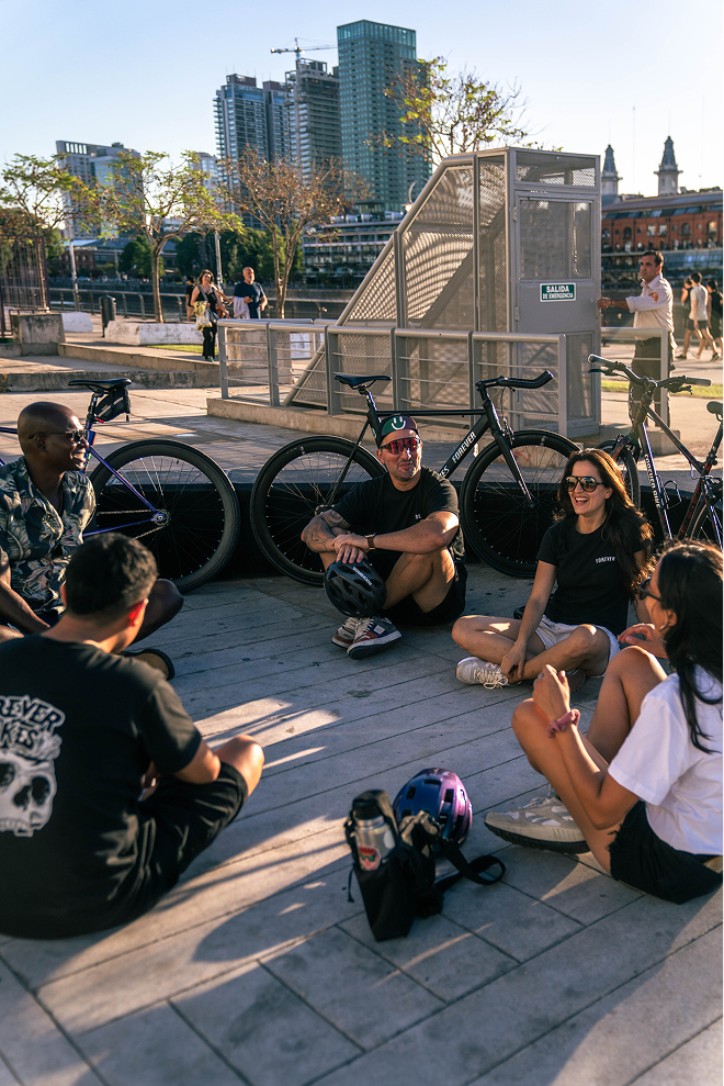 Imagen de la comunidad Forever Bikes